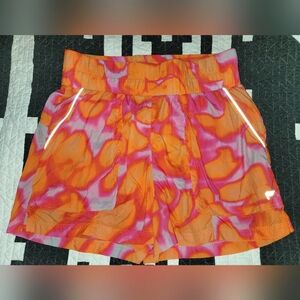 Fabletics shorts size XL